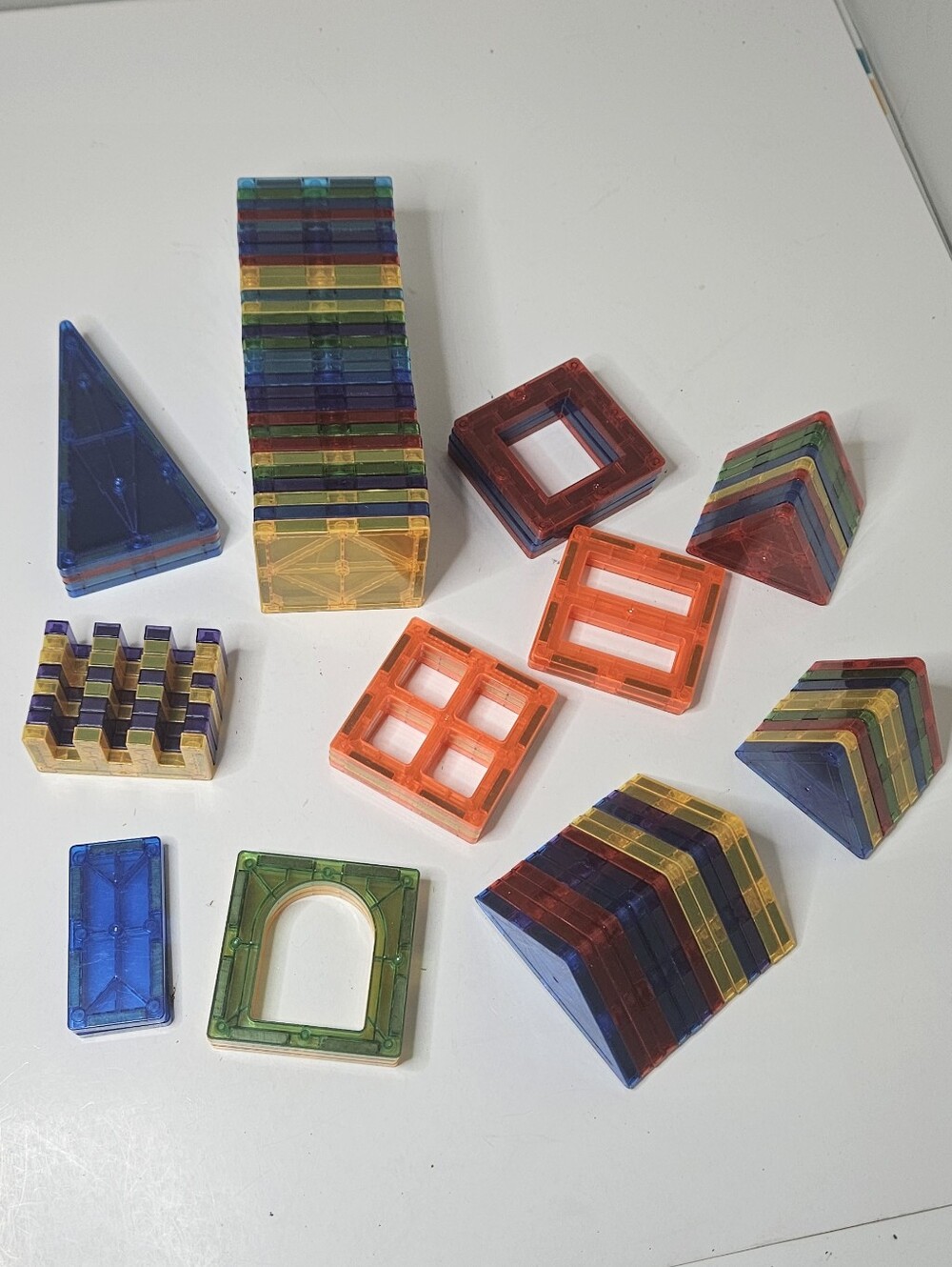 Magna Tiles Toy 87 Pieces Assorted